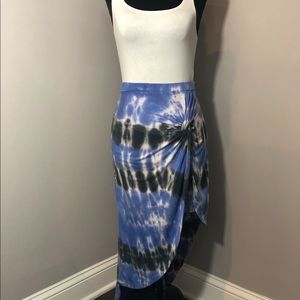 Tie Dye Skirt (high/low cut)